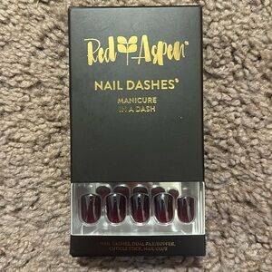 Red aspen nail dash